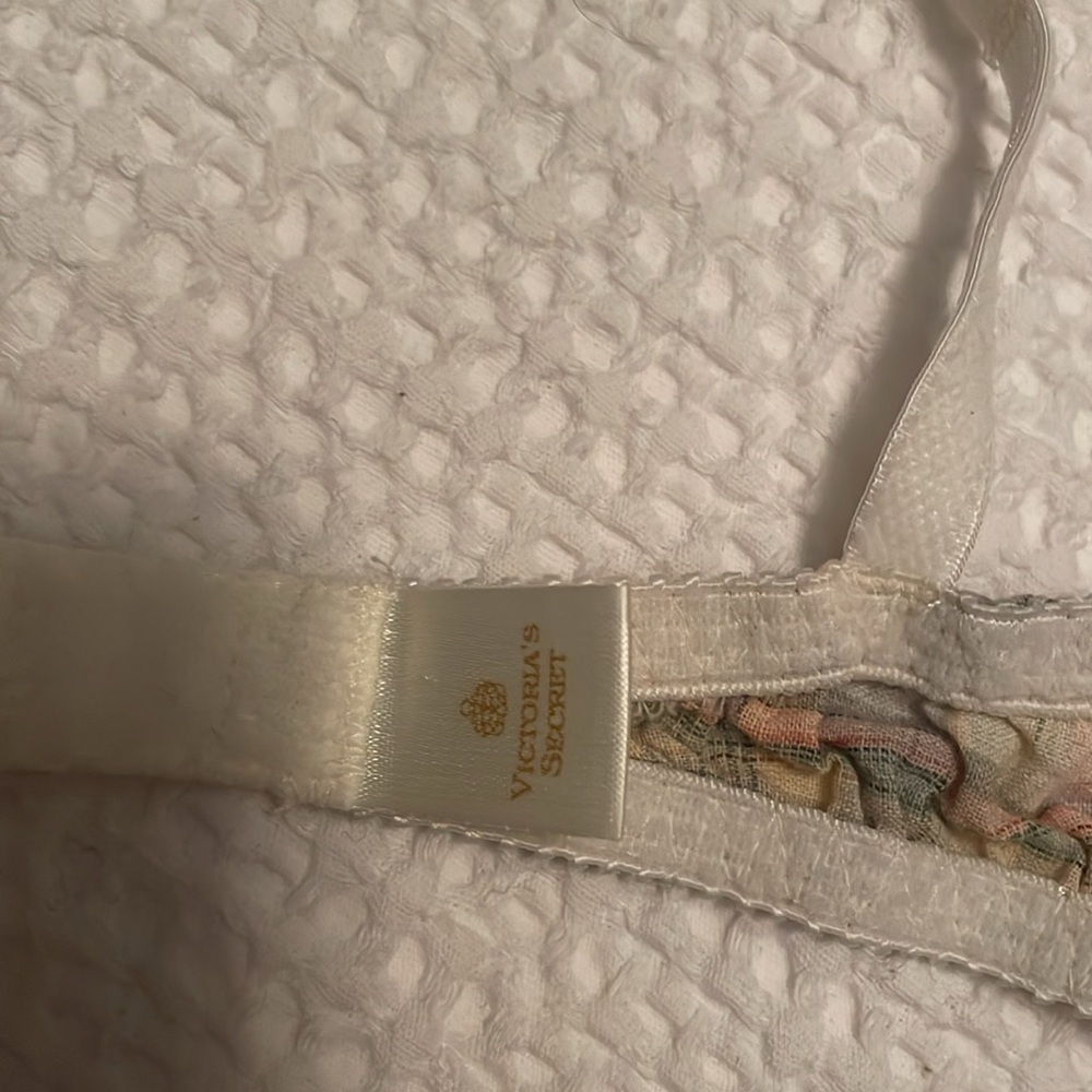 Vintage Victoria’s Secret Gold Tag cotton plaid bra and panty set.  Size 36C & L - Picture 6 of 7